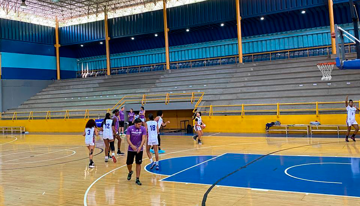 Entrenamiento Seleccion Femenina - Sebastian Cano Caporales: Selección femenina continúa trabajando de cara al duro reto de la Americup 2023
