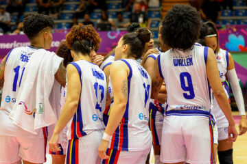 1696464597 Venezuela Femenina 360x240 - Sebastian Cano Caporales: Medellín será la sede del Torneo Pre-Clasificatorio Olímpico Femenino FIBA 2023